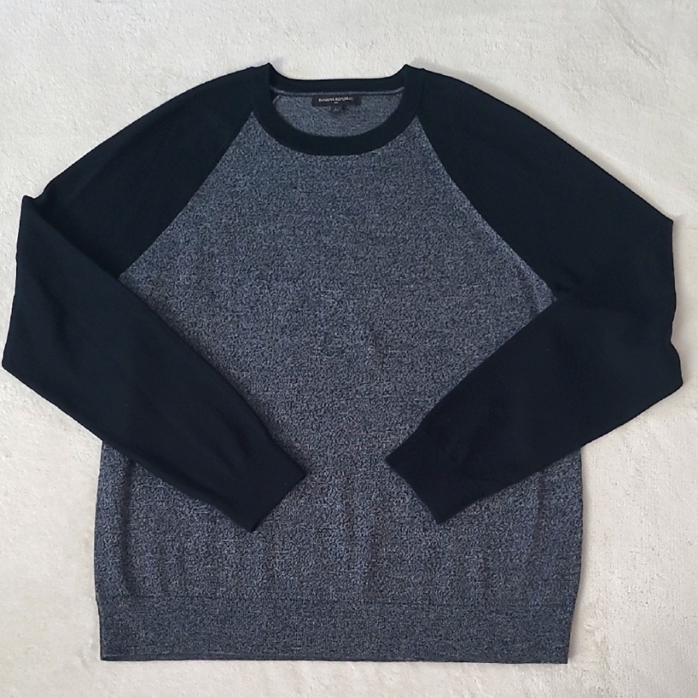 Banana Republic Merino Wool Blend Raglan Sweater Black Gray Marled Knit Mens L